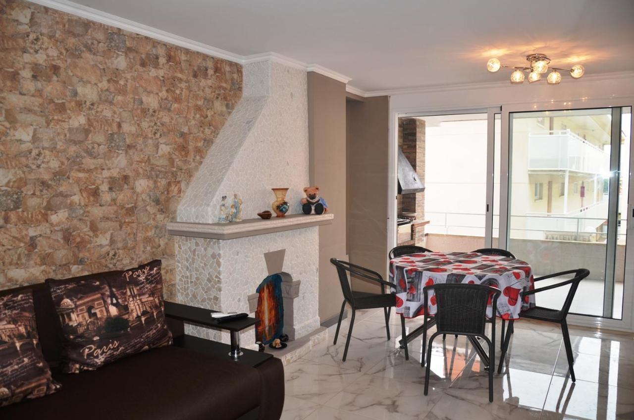 Apartments Relax Salou Exteriör bild